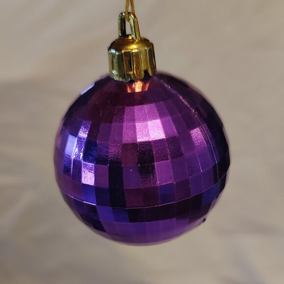 Lot of 12 Various Purple Christmas Ornaments - Picture 7 of 8